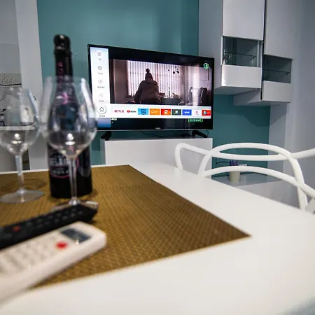 Apartment Alezzi 1 *