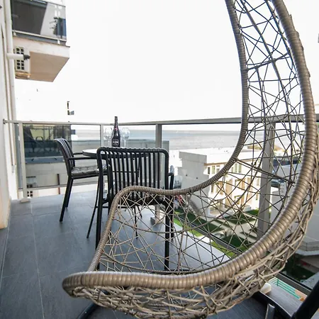 Apartment Alezzi 1 *